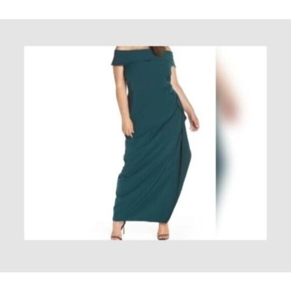 Vince Camuto Side Ruched Off The Shoulder Gown Hunter Green Womens 20W